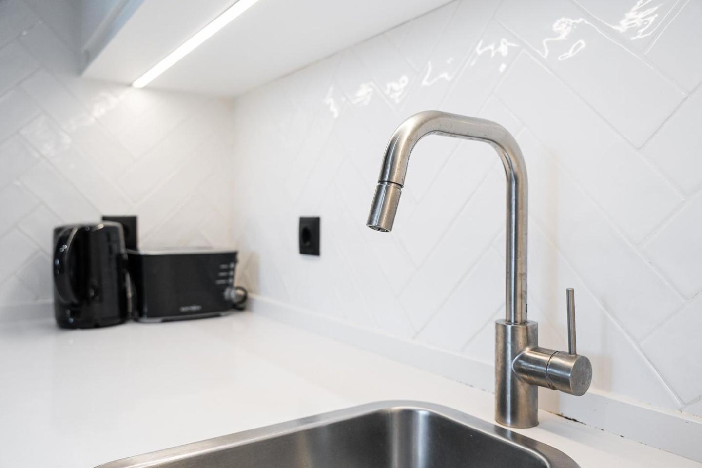 Guestready - Quental Wallpaper Near Marques Square Porto Exterior photo