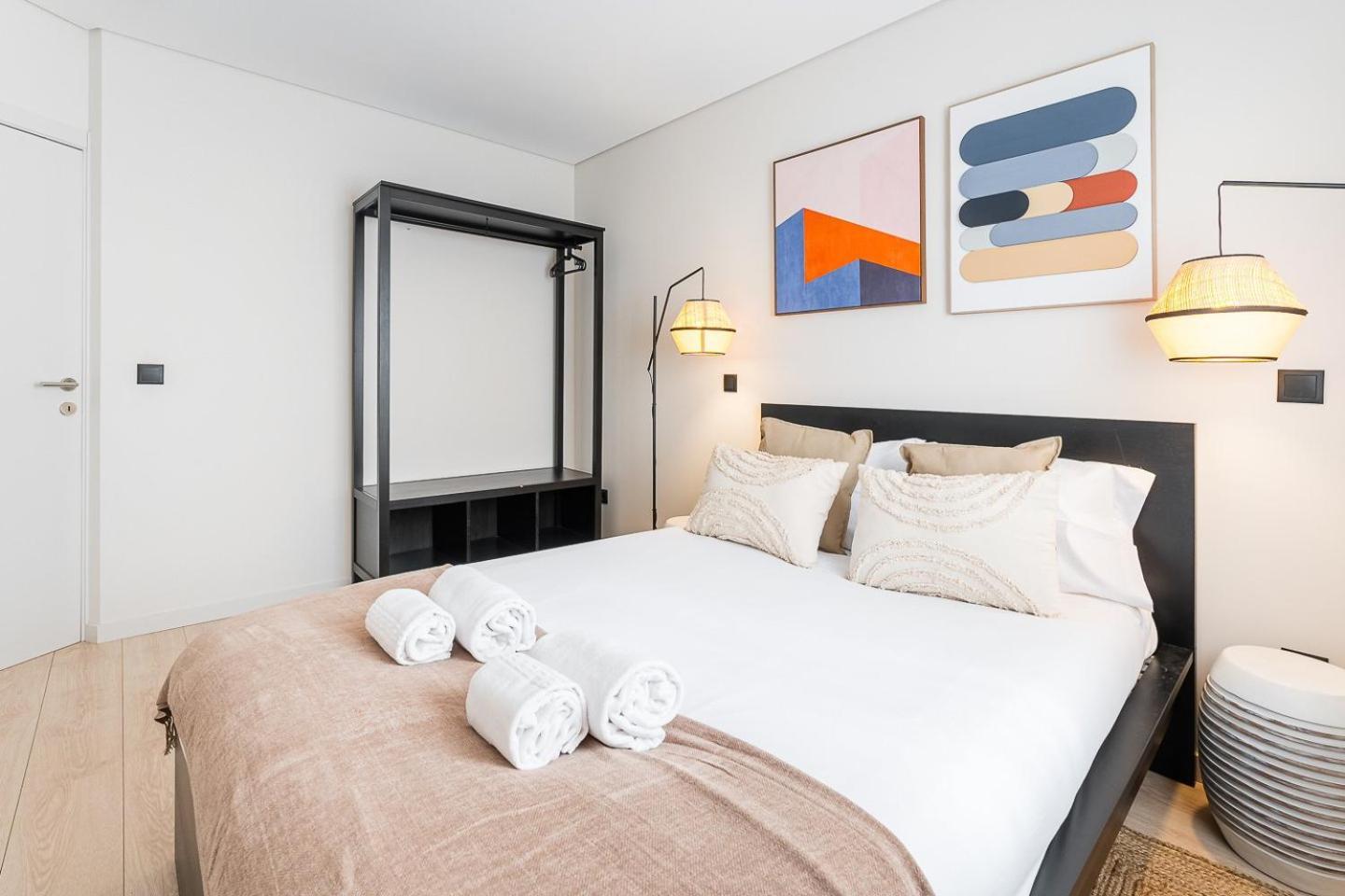 Guestready - Quental Wallpaper Near Marques Square Porto Exterior photo
