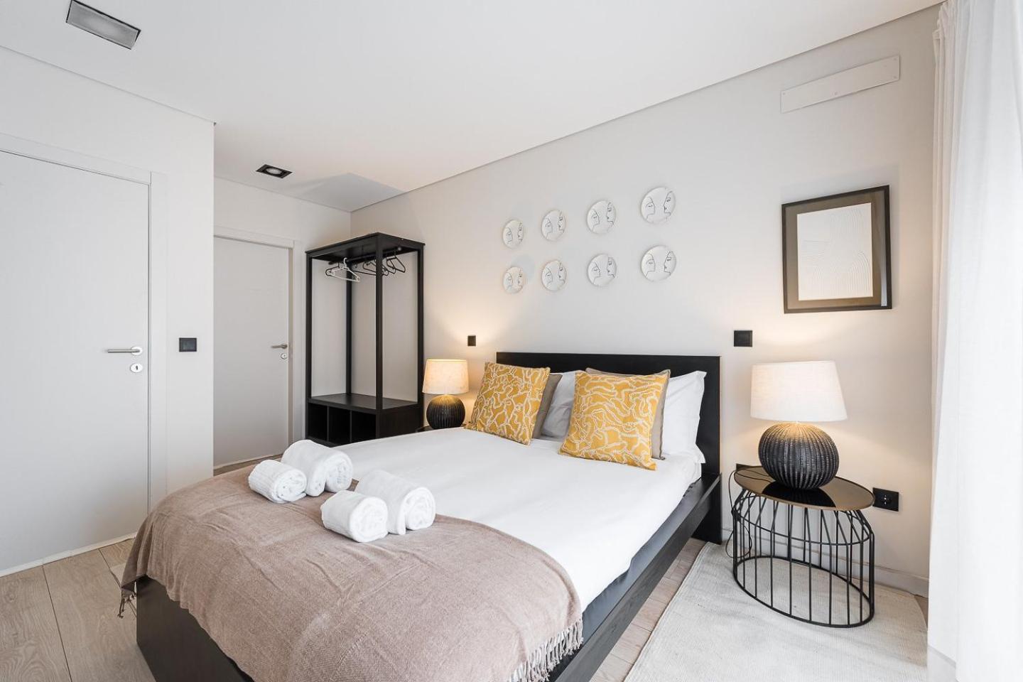 Guestready - Quental Wallpaper Near Marques Square Porto Exterior photo